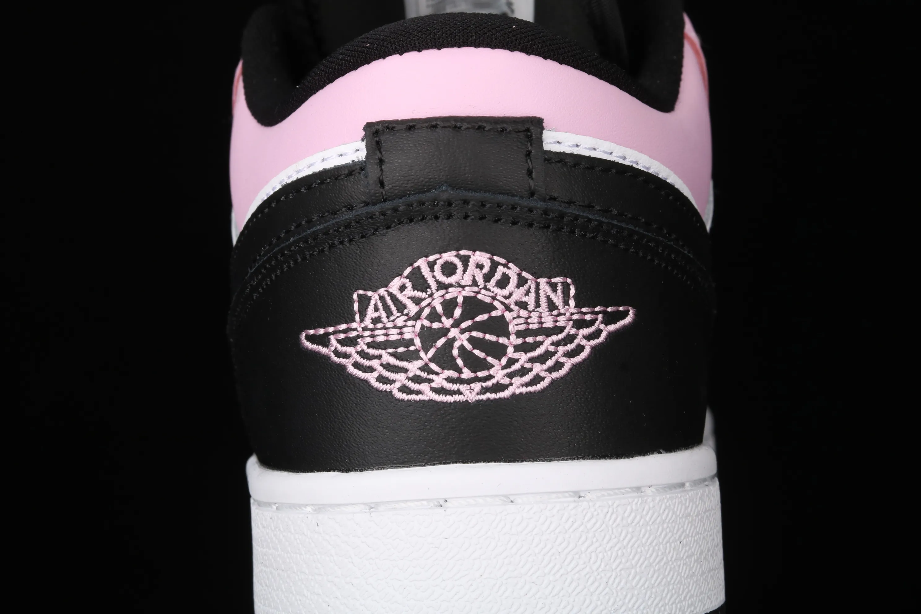 All categories Air Jordan Jordan series basketball shoes Air Jordan 1 Low Air Jordan 1 Low AJ1 Joe 1 low top black powder 554723-601